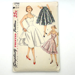 Simplicity Vintage 1950's Pattern #3766 Junior Or‎ Misses Slip Petticoat Size 16